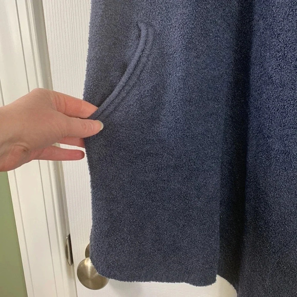 Barefoot dreams navy draped cardigan sz small / medium - Picture 4 of 9